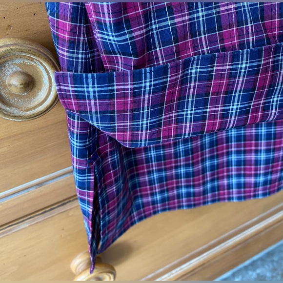 Talbots wrinkle resistant 2 button Henley collared blouse with turned up cuffs - Picture 4 of 11